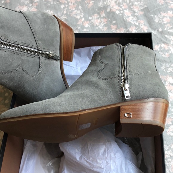 Coach boots Barely worn - Picture 5 of 6